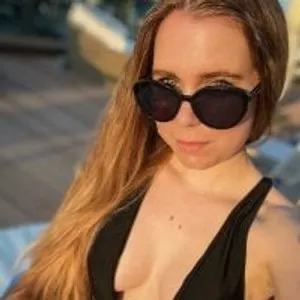 VeronicaOlson from stripchat
