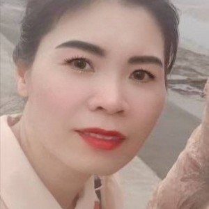 maturelivesexcams.com Tuongvy05 livesex profile in mature cams