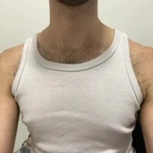 YoungHairyBi from stripchat