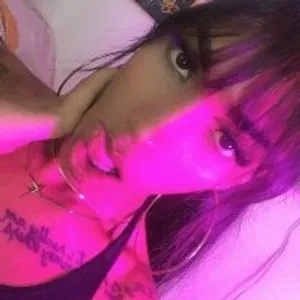 villana_hot from stripchat