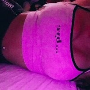 stripchat claudettstell webcam profile pic via iluvcams.com