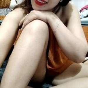 cream1299 webcam profile - Vietnamese