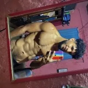 ToniVE from stripchat