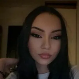 CataleyaLuv from stripchat