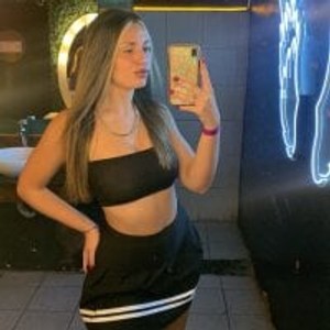 zaralady's profile picture