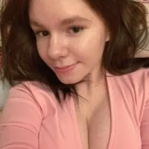 honeyariel from stripchat