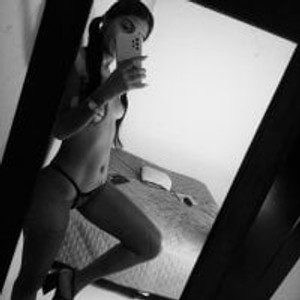 stripchat BUMUYSS webcam profile pic via amateursex-livecam.com