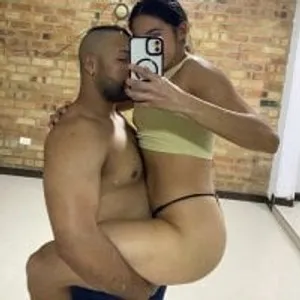 chrisandmolly from stripchat