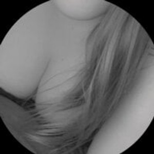 stripchat freakyygirl69 webcam profile pic via amateursex-livecam.com