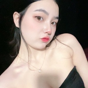 stripchat Ling_bae Live Webcam Featured On free6cams.com