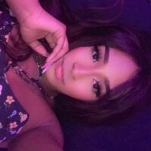 Camgirl is actually offline