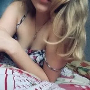 Babysquirty88 from stripchat