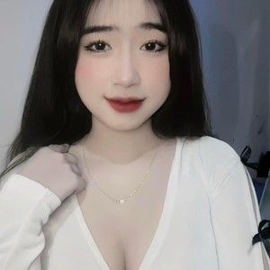 Jzinkute webcam profile - Vietnamese