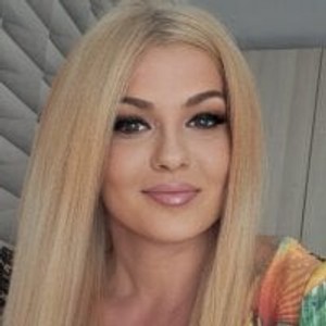 maya_blondie's profile picture