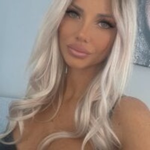 livesexr.com SweetBlondy35 livesex profile in bigass cams