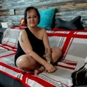 livesexr.com SexySusie77 livesex profile in swinger cams