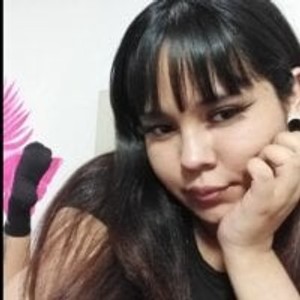 livesex.fan MiaCloud420 livesex profile in goth cams