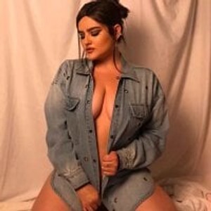 Cam girl ellarosee_