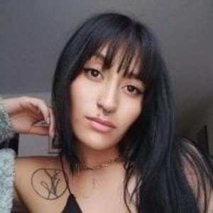 sleekcams.com Valkiria_ponce livesex profile in shaven cams