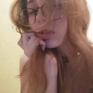 Cute_wavee from stripchat