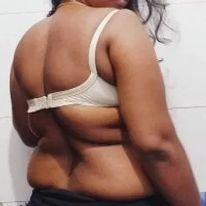 Maha_Tamil from stripchat