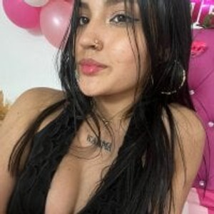 Cam girl antonella_sweetlittle