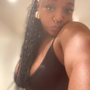 Chocolate_Baddie from stripchat