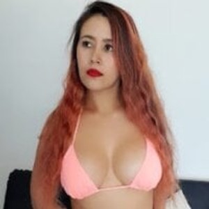 girlsupnorth.com Emily_Taylor1 livesex profile in housewives cams