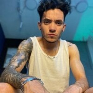 Tylergiuseppe_ Live Cam