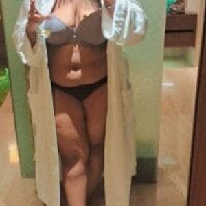 Cam girl CurvyKay96