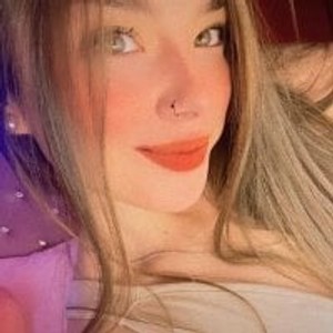 livesex.fan Victoria9305 livesex profile in mom cams