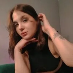 Helga_Meow from stripchat