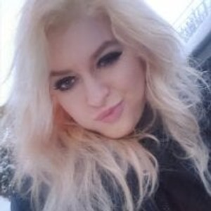 girlsupnorth.com Ljalja29 livesex profile in housewives cams