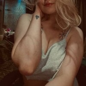 livesex.fan Lyna_li livesex profile in tattoos cams