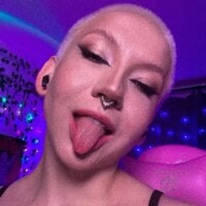 gonewildcams.com joyce-treier livesex profile in goth cams