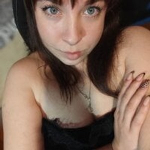 hotfallingdevil123 webcam profile - Russian