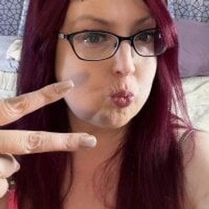 Cam girl SilkyGMilf_78