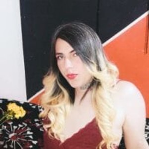 lolitabauer2 webcam profile - Colombian