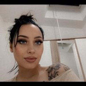 Cam girl queenlo_xxx