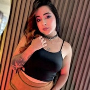 Camgirl is actually offline