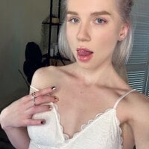 free6cams.com sappynesse_ livesex profile in corset cams