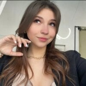 Camgirl is actually offline