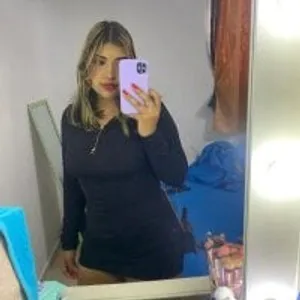 Elizabeth_rizzo from stripchat