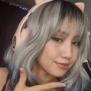 Camgirl is actually offline