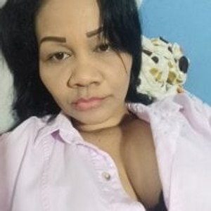 maturelivesexcams.com perla_mature livesex profile in lovense cams