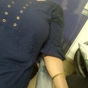 elivecams.com priya-tamil16 livesex profile in bignipples cams