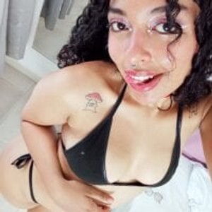 livesexr.com BELLI_THOMSON livesex profile in bigclit cams