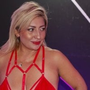 stripchat CristalMilf_xxx Live Webcam Featured On 6livesex.com