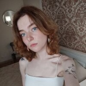 livesex.fan KeeleyFurnish livesex profile in mistress cams