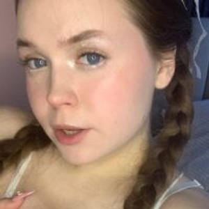 sleekcams.com SunnyRisha livesex profile in asmr cams